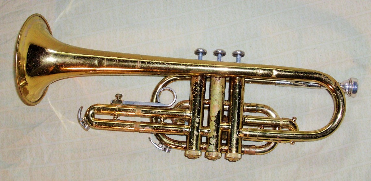 Vintage Bundy Cornet - Designed by Vincent Bach - H & A Selmer Inc - w/Hard Case