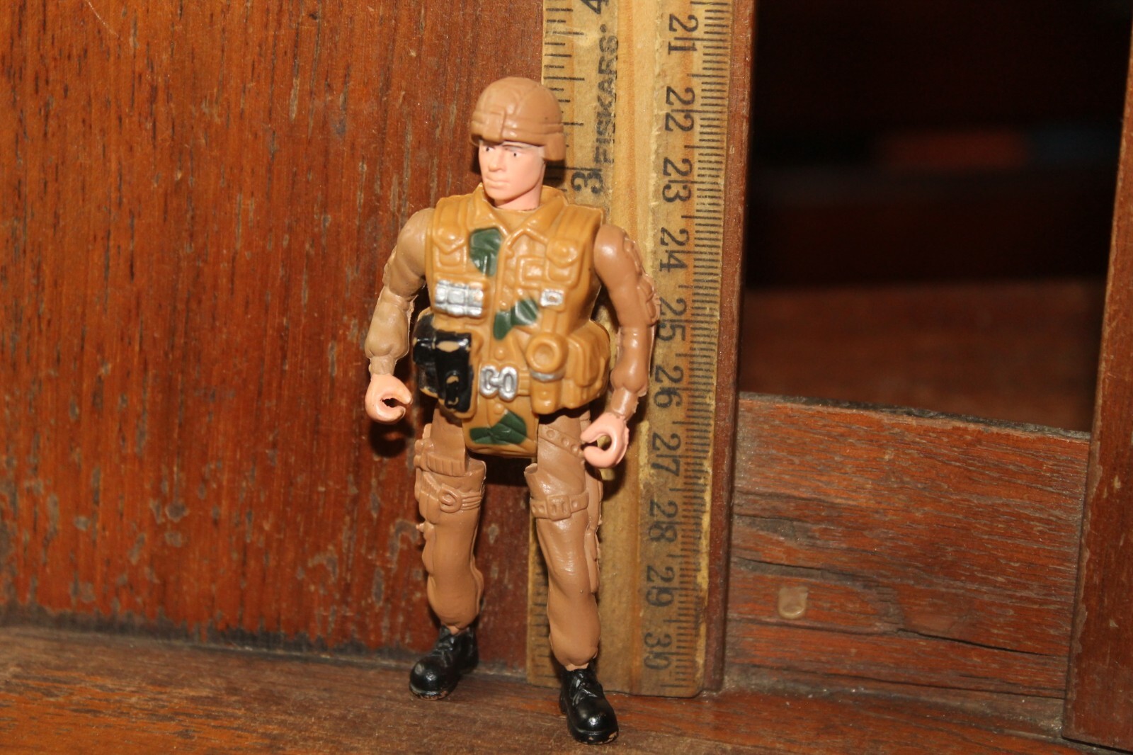 3-1/2" Military Soldier Action Figure