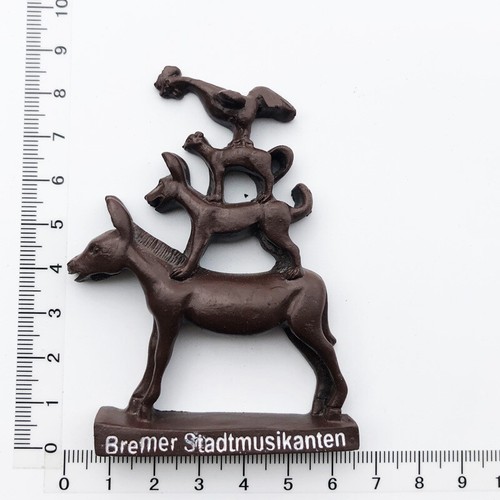 Germany Bremen Urban Sculpture Fridge Magnets - Picture 4 of 11