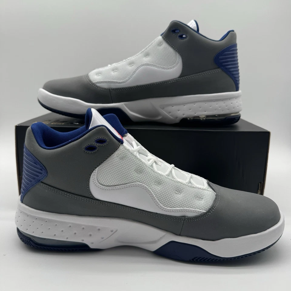 Zapatos de baloncesto Jordan Max Aura 2 para hombre gris humo pista rojo blanco talla 11,5 Foto 2 de 4