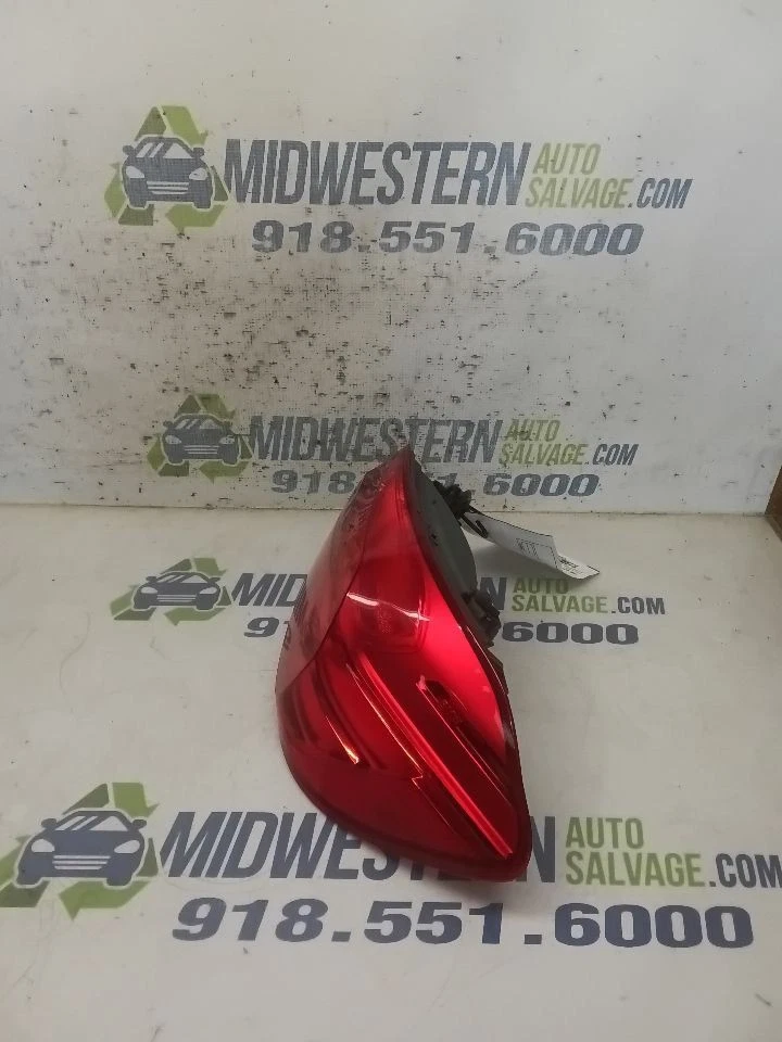 Passenger Tail Light Quarter Panel Mounted Fits 15-17 BMW M4 9442270 - Изображение 2 из 4