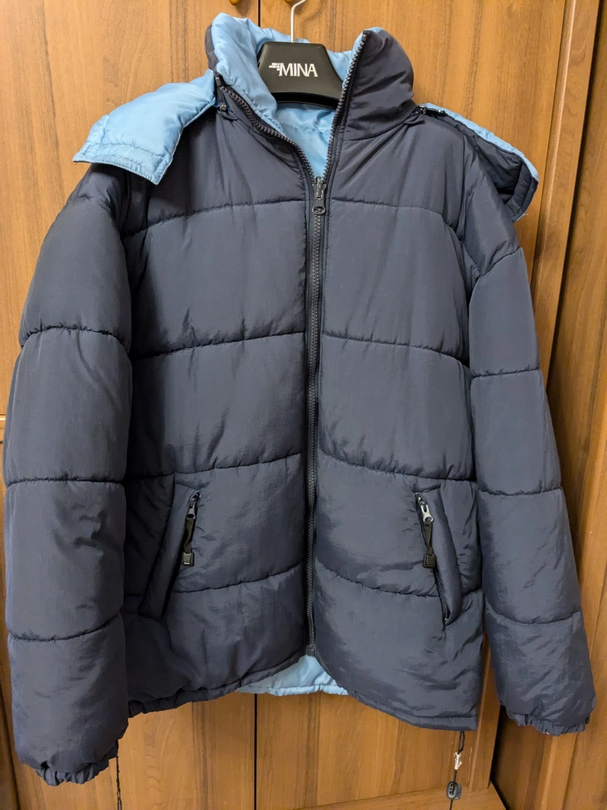 Puffer jacket unisex with hood wind / snow/ waterproof dark blue L - XL
Opens in a new window or tab