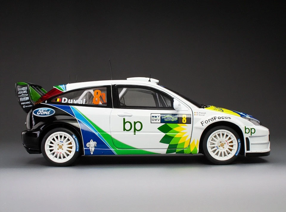 Sunstar 1:18 scale Ford Focus RS WRC 2004 Duval Deutschland Rally L. E. 999pcs - Image 2 of 4