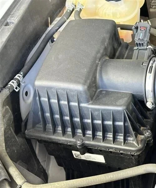 Chevrolet Colorado GMC Canyon 2015-2020 caja de admisión filtro de aire 2,5 L original OEM Foto 3 de 4