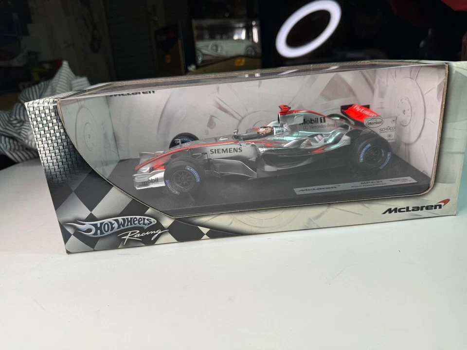 1/18 McLaren MP4-21 Kimi Räikkönen 2006 – Hot Wheels - Immagine 4 di 4