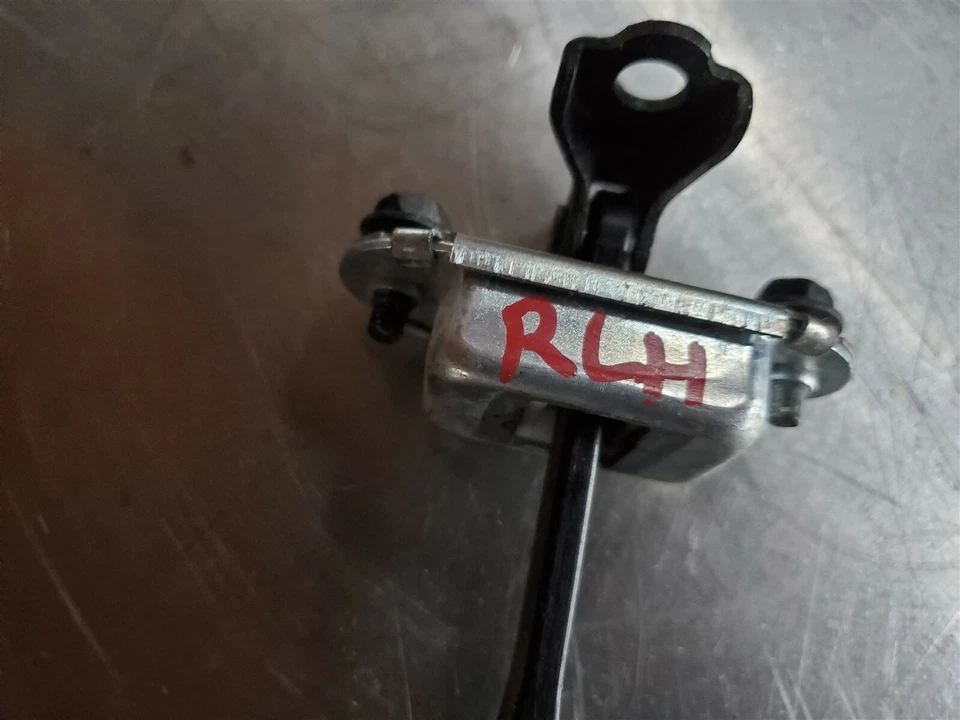 2008-2012 Infiniti EX-35 проверьте стоп двери задний левый LH со стороны водителя б/у oem - Изображение 2 из 3