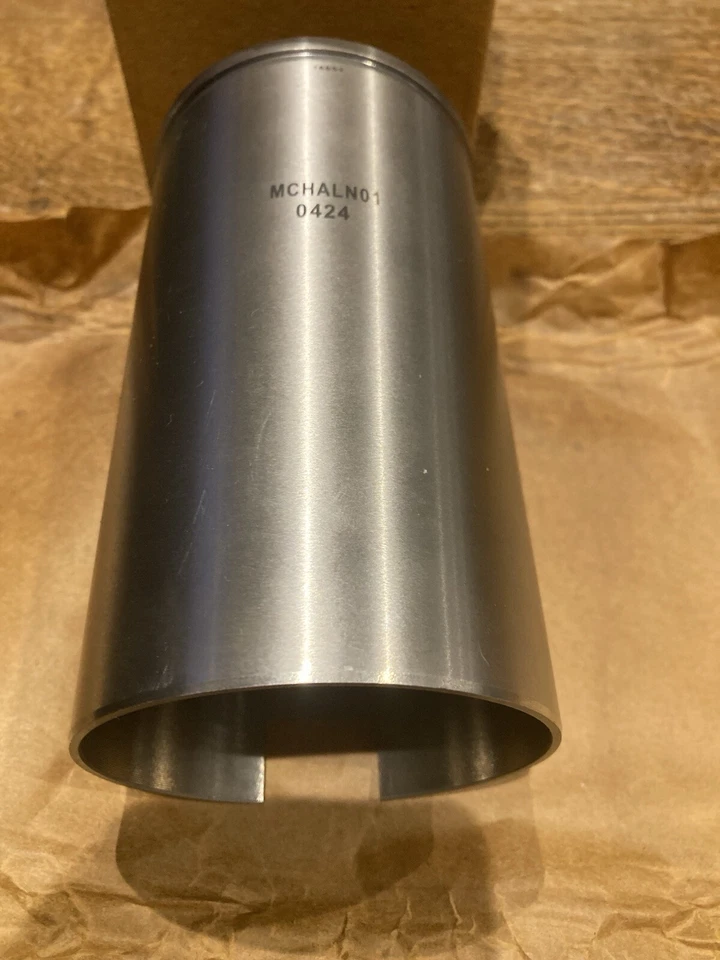 LAND ROVER  /  JAGUAR 2.0 AJ 200 Diesel Ingenium Engine , Engine Liner  . - Image 2 of 4