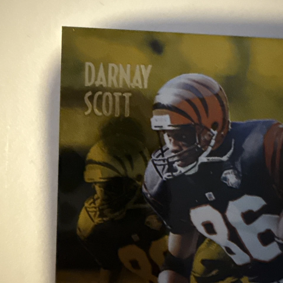 1995 Pinnacle Zenith Darnay Scott Rookie Cincinnati Bengals #Z140 - Image 2 of 4