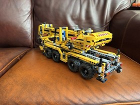 LEGO Technic - 8053 - Mobile Crane - 99% Complete