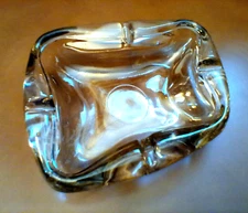 VINTAGE ASHTRAY CLEAR GLASS 4 SLOT  6" X 5" ABSTRACT MCM TIKI BOHO DECOR