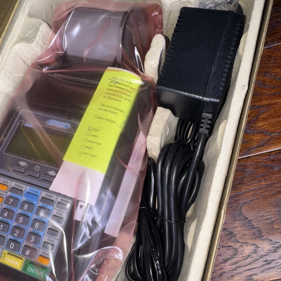 Hypercom T7Plus Credit Card Machine Reader with Power Supply - Brand NEW in box! - Image 4 of 4