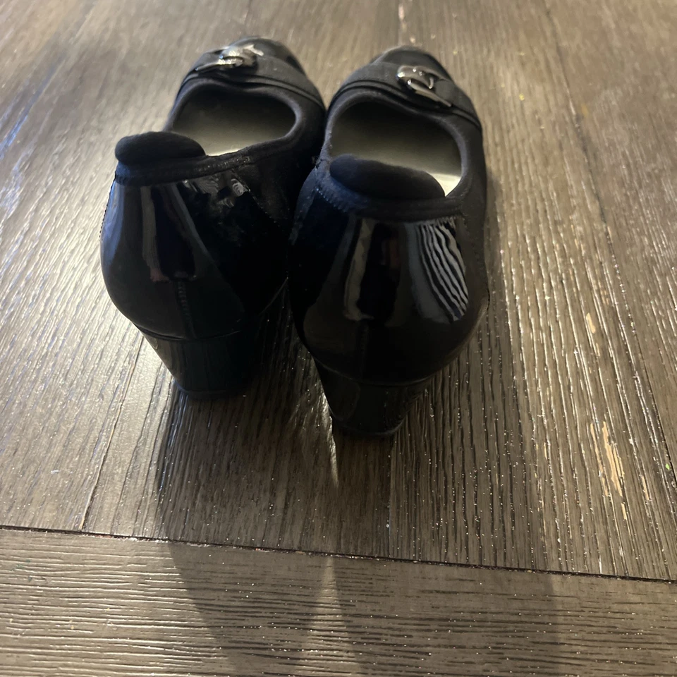 Женские спортивные туфли Anne Klein 8,5 M черные на танкетке с открытым носком ткань/лакированная кожа - Изображение 4 из 4