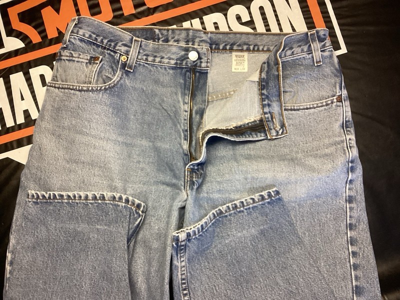 Levi's 570 Men's Jeans  Baggy Fit Light Wash 38x30