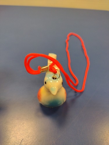 Vintage New Ceramic 3-D FIGURAL BIRD Water WHISTLE Hand Painted Art W/ Laynard - Picture 4 of 7