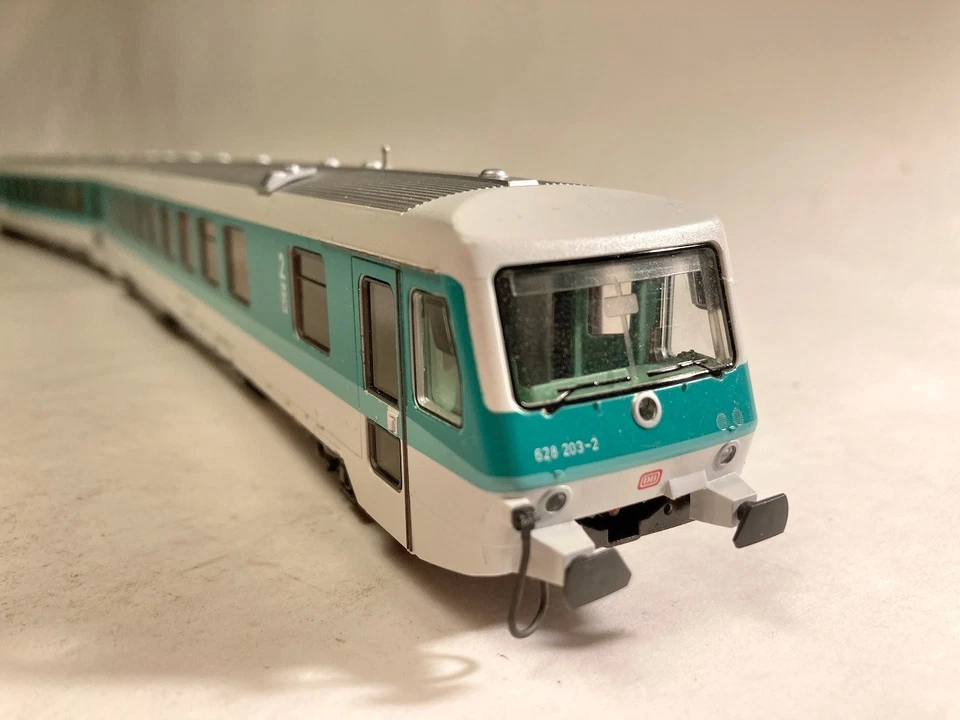 Märklin 3676 Diesel-Triebwagen BR 628.2 der DB weiß/türkis Digital gebr. b.l. - Bild 2 von 4