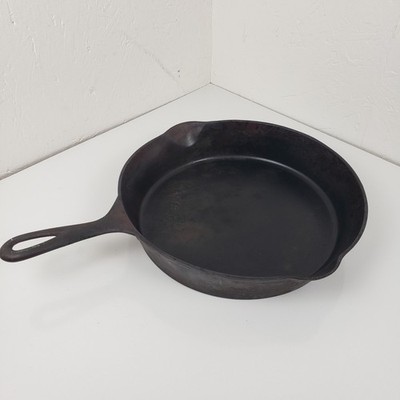 Favorite Piqua Ware Cast Iron Skillet Size 9 Vintage Cookware Block Logo 11 Inch