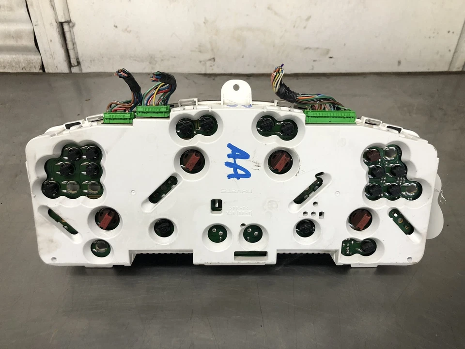 Cuadro medidor velocímetro instrumento Subaru Legacy 2001 2002 2,5 A/T Foto 3 de 4