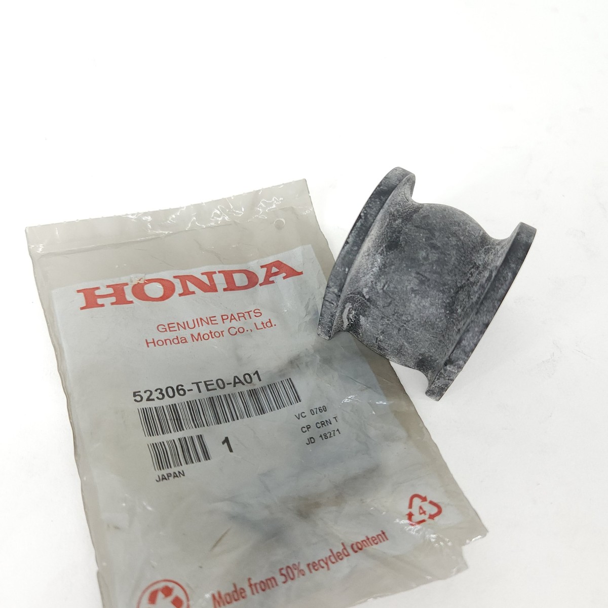 Genuine OEM Honda 52306-TE0-A01 Rear Stabilizer Sway Bar Bushing