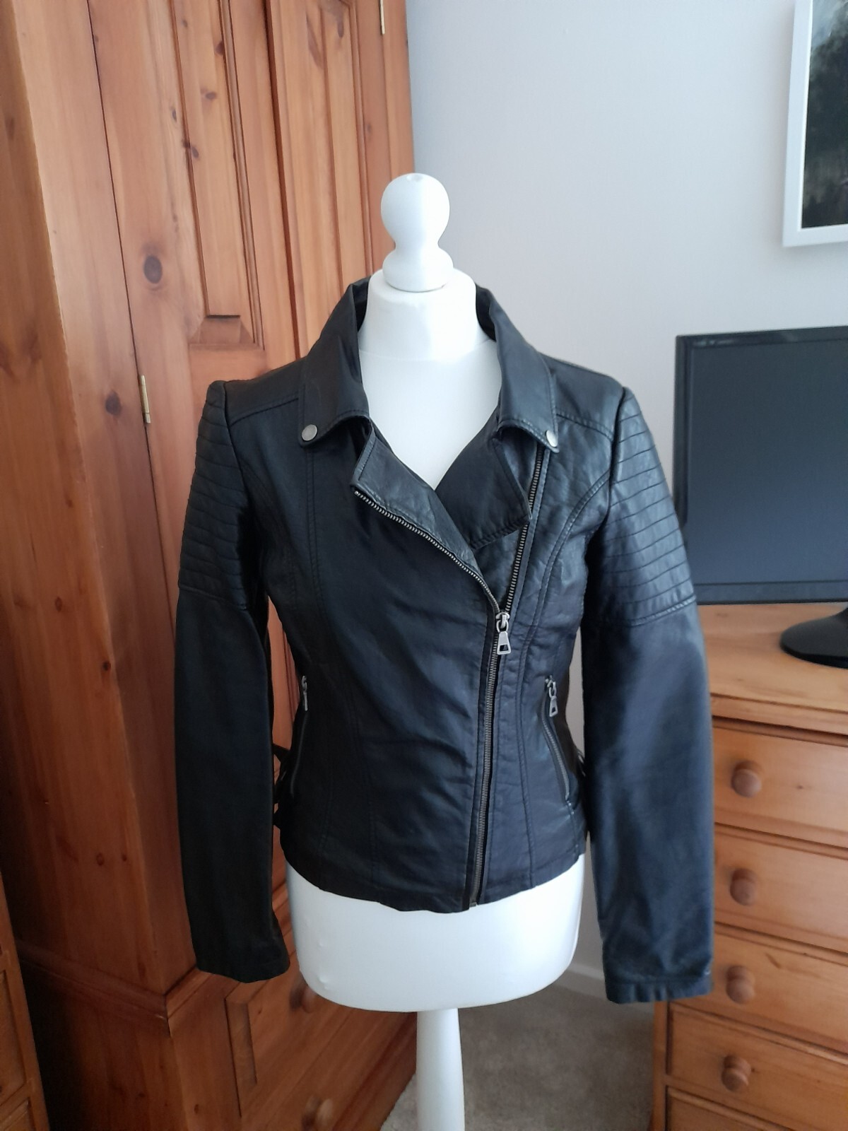 WOMAN'S BLACK LEATHER BIKER JACKET FROM 