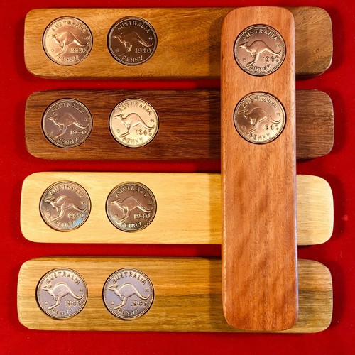 ANZAC Day Two-Up Game. 60th Birthday Gift Present. 1965 Australian Pennies. 2UP - 第 8/13 張圖片
