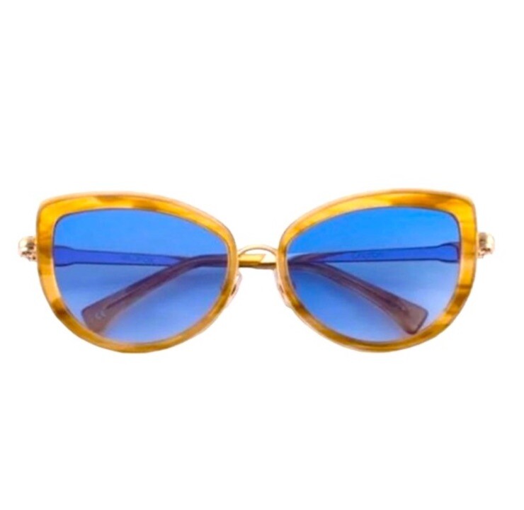 Wildfox:CHATON-Cat Eye Sunglasses-Antique Gold+Hard Heart Case+Cloth-NWT in Box Womens Exaggerated Translucent Cat Eye Sunglasses Color  main image 4