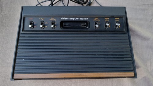 ATARI CX-2600 video computer system with 4 controllers and 3 games - Picture 4 of 15