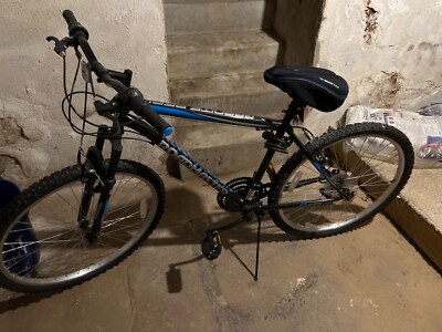 Roadmaster Granite Peak Men's Mountain Bike, 26-inch Wheels