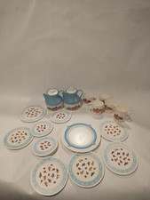 Vintage Chilton Play Tea Set Fruit Design, Aluminum Specialty And 1987 Fisher Pr