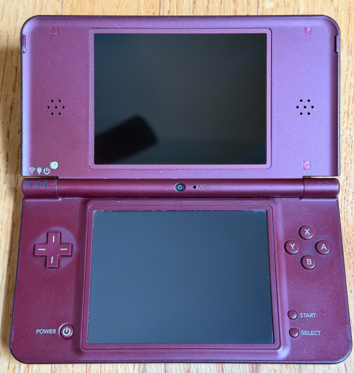 Nintendo DS i DSi LL Japanese Handheld system console Burgundy