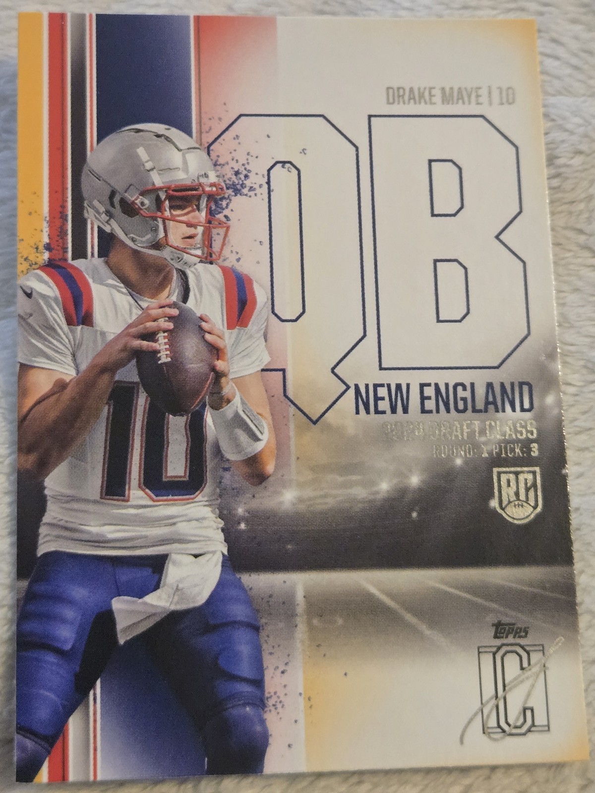 2024 Topps Signature Class - Rookies Drake Maye #152 Red & Yellow (RC)