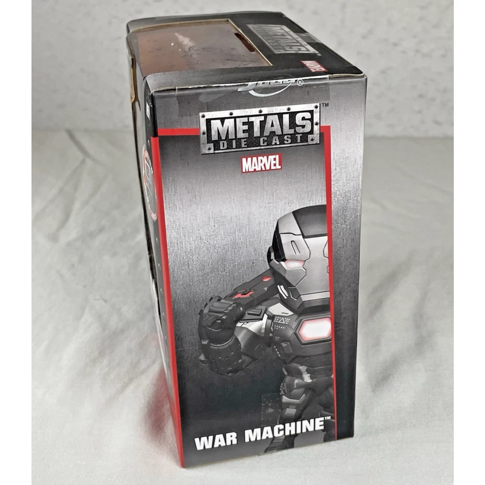 6-дюймовая металлическая литая военная машина Jada Toys Captain America Civil War M59 - Изображение 3 из 4