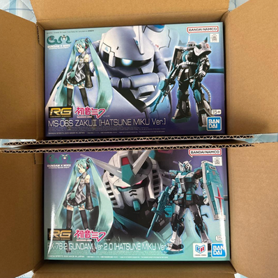 RG 1/144 RX-78-2 Gundam RG 1/144 MS-06S Zaku II Hatsune Miku Ver