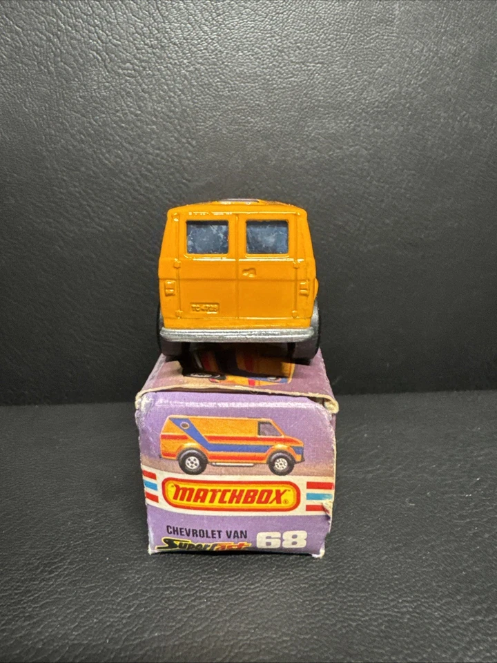 Chevy Van Matchbox Superfast No 68 1979 naranja azul diecast caja original Foto 2 de 4