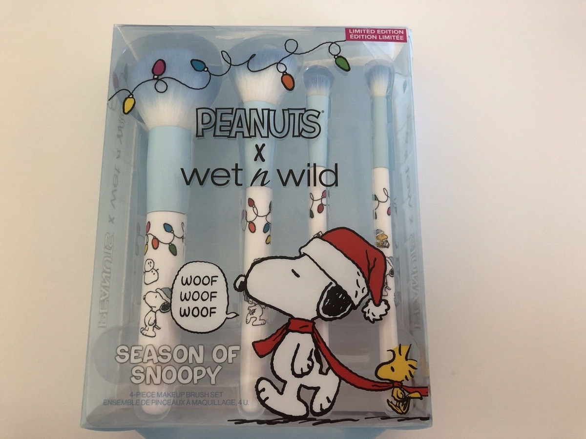PEANUTS WET'N WILD Snoopy LTD ED Makeup Bag,Brushes & Claus Haus