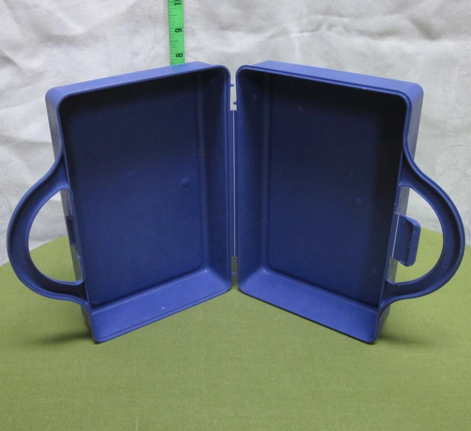 DEEP IN JUNGLE caja de lápices Rain Forest estuche de transporte de plástico 1995 cebra y tucán Foto 2 de 3