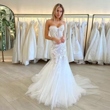 White Lace Corset Mermaid Wedding Dresses Strapless Bridal Gowns with Train
