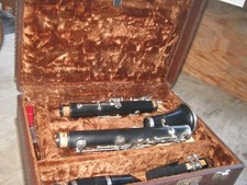 Vintage Used Henlic USA Clarinet Musical Instrument great for decor
