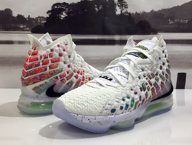 lebron xvii command force