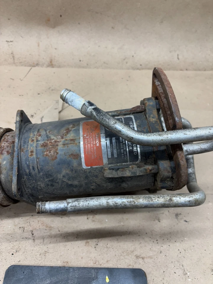 1970 71 72 73 74 CHEVROLET GMC Frigidaire compressor de ar condicionado 5910793 original de fábrica - Imagem 4 de 4