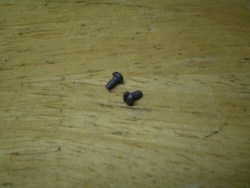 Schwinn White Bicycle Badge & NOS Screws Middleweight Varsity Breeze Lightweight - Picture 3 of 3