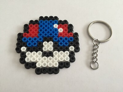 Aimant Réfrigérateur Pokéball - Perles Hama - Fait Main - Rouge Et Blanc - Occasion