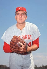 Jim Maloney Cincinnati Reds in an unspecified location on an unkno- Old Photo