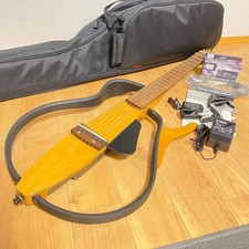 Yamaha SLG-100S Silent Gitarre Top Zustand viel Zubehör