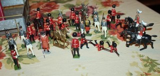 ESTATE FIND Lead Toy Soldiers BRITAINS Moveable Arms LOT JK