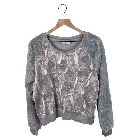 HUE Womens Animal Collage Cats Furry Sleeve Brushed Fleece Pajama Set Size Large - Image 2 of 4