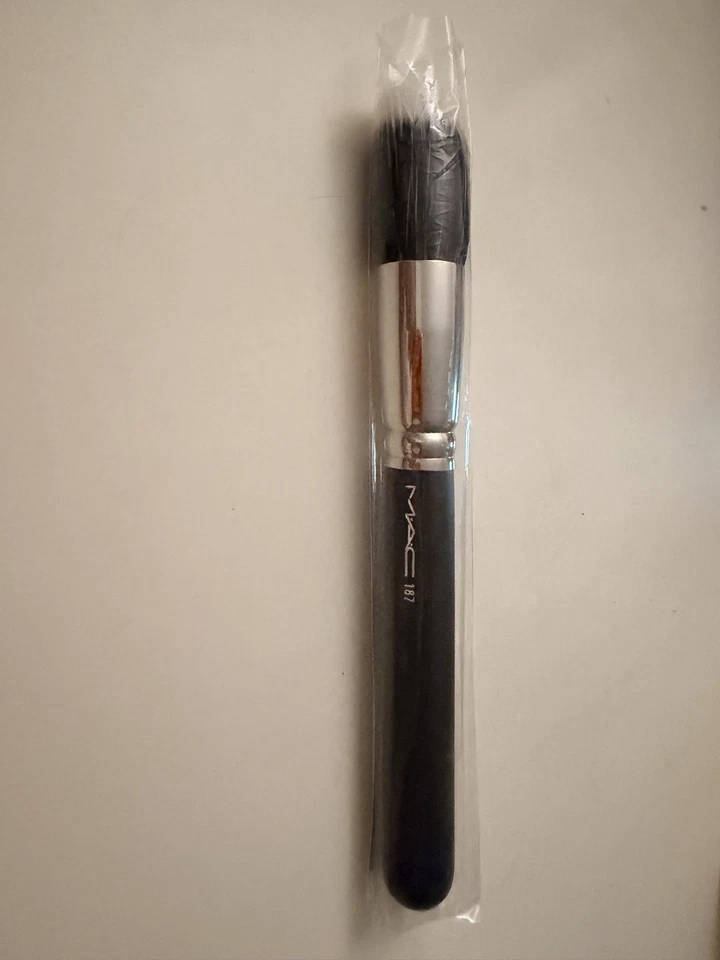 MAC 187 пунктирная щетка для лица новый натуральный козий волос РЕДКАЯ снята с производства - окончательная продажа - Изображение 2 из 4