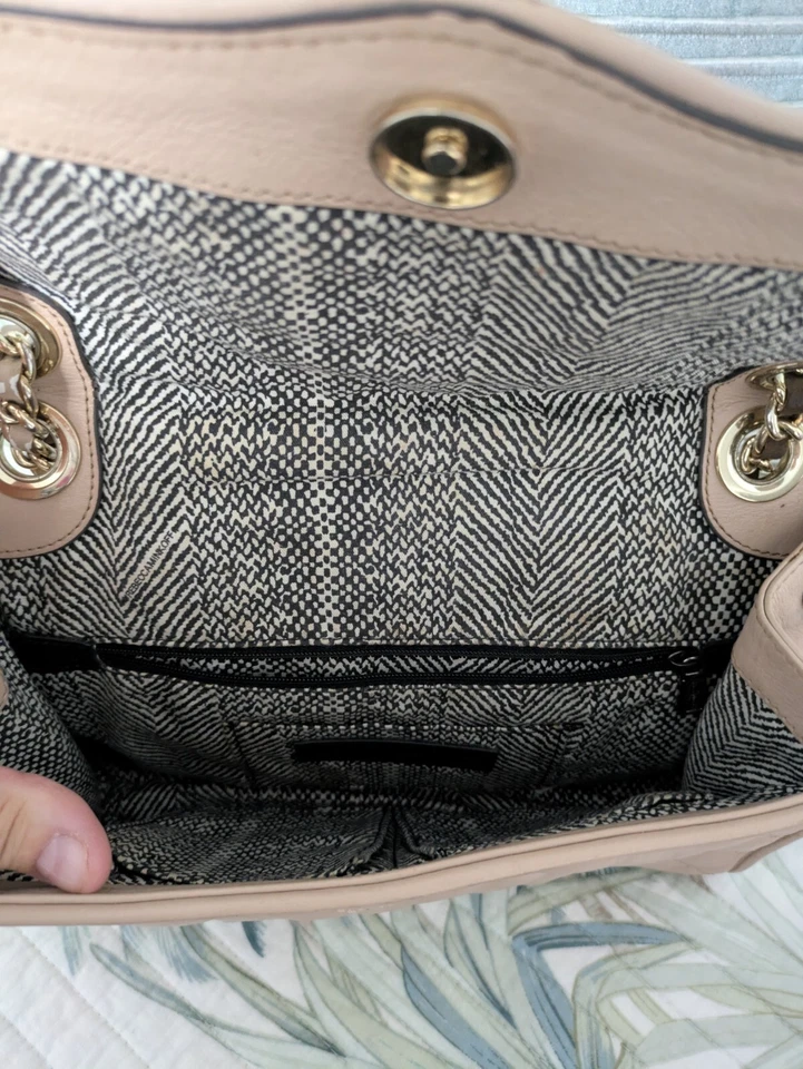 Bolso Bandolera/Hombro Rebecca Minkoff Mini Acolchado Affair - Primrose  Foto 4 de 4