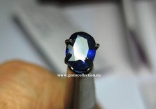 AAA - NATURAL SAPPHIRE-SAPPHIRE BLUE CT 0.89 PEAR OVAL MADAGASCAR VERY GOOD