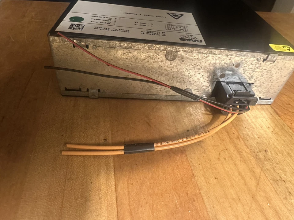 REPRODUCTOR DE DVD SISTEMA DE NAVEGACIÓN GPS SAAB 9-3 12768494 Mapas Troncal 2005 2006 EXC+++ genuino Foto 3 de 3