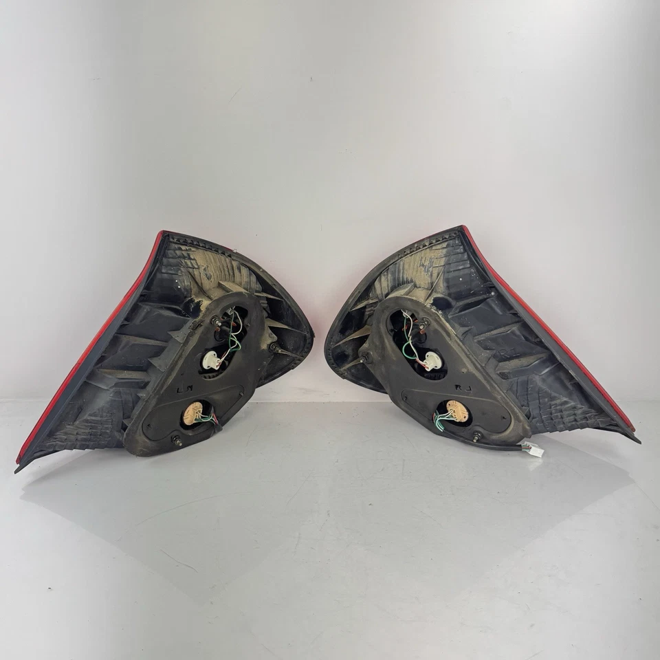 Juego de luces traseras para conductor y pasajero Toyota Camry 2002 2003 2004 OEM Foto 4 de 4